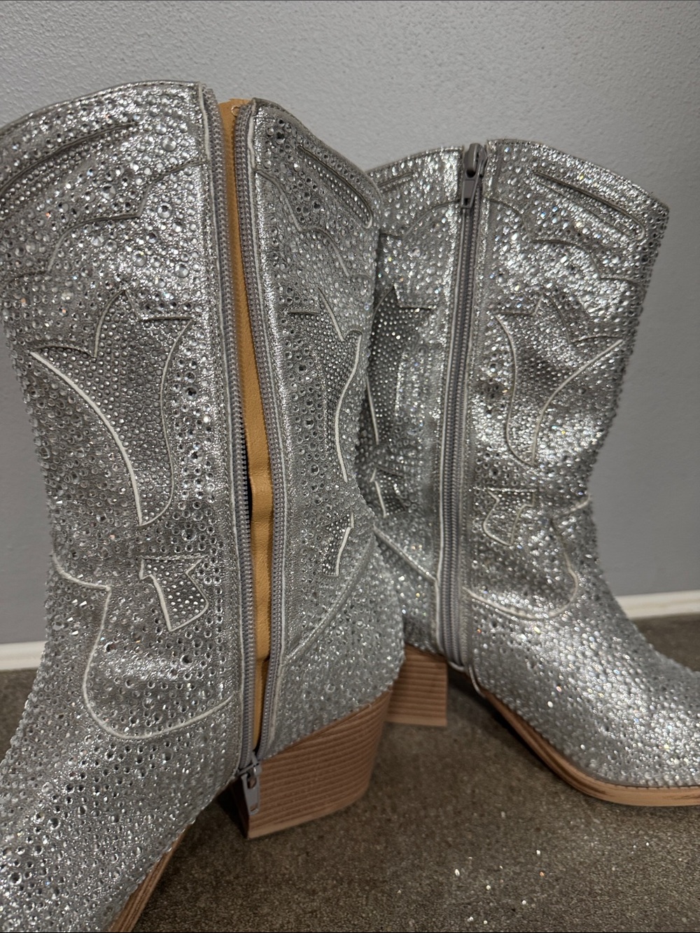Crown Vintage Starry Rhinestone Western Boots Silver Glitter Pointed Toe Size 10 - Picture 8 of 10